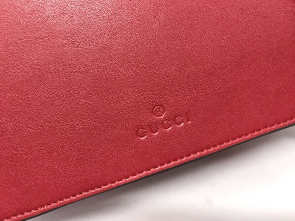 激安グッチバッグコピー角部分ディテール